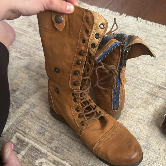 Steve Madden Women’s Adjustable Boots - Picture 5 of 7